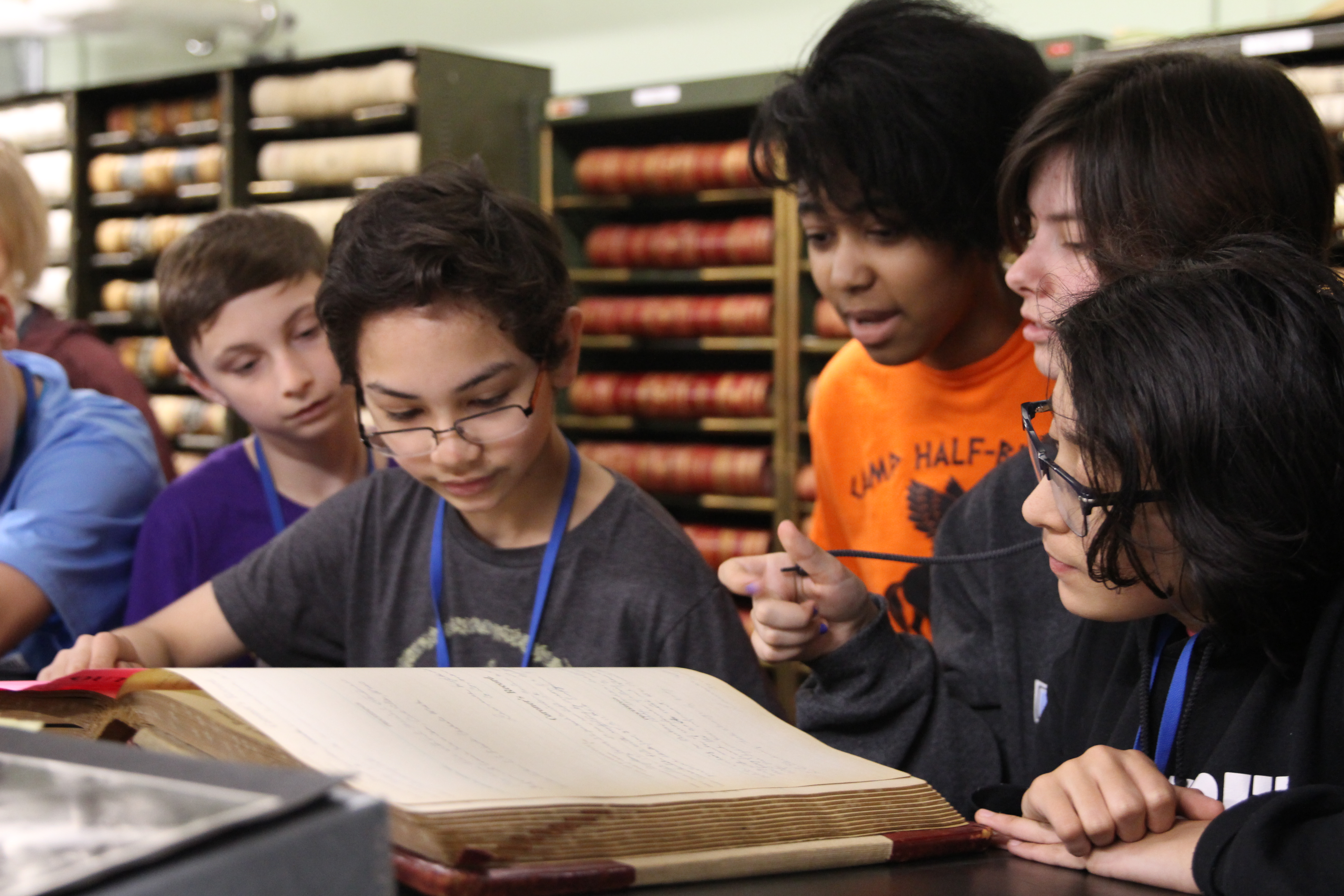 School group visit to Washington State Archives